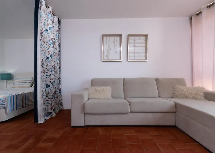 Sky19 Ocean View T1 Апартаменты