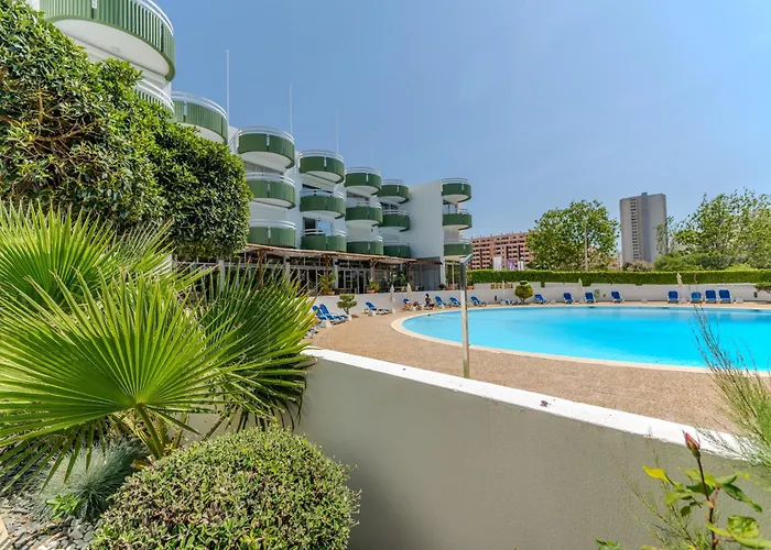 Sky19 Ocean View T1 Apartment *